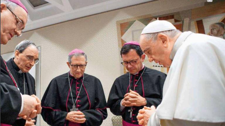 216 mil víctimas de pederastia en Francia a manos de sacerdotes de la Iglesia Católica, revela informe 216 mil víctimas de pederastia en Francia a manos de sacerdotes de la Iglesia Católica, revela informe