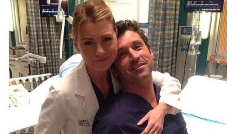 $!Ellen Pompeo en el set de grabaciones de 'Grey's Anatomy' junto a Patrick Dempsey.