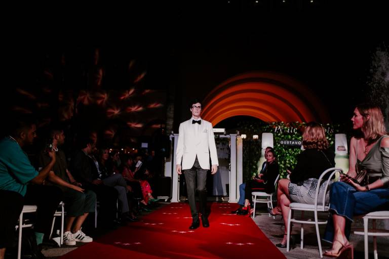 $!El diseñador ecuatoriano Gustavo Moscoso lanzó su colección “Spring-Summer 21-22”