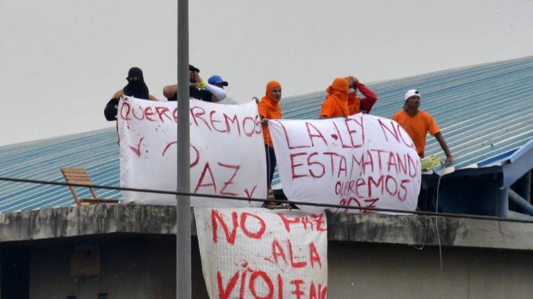 Encuentran cuatro presos muertos en la Penitenciaría del Litoral; Policía activa protocolos